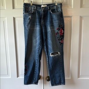 H&M Boyfriend Jeans Blue Red Embroidery Distressed size Ankle size 12